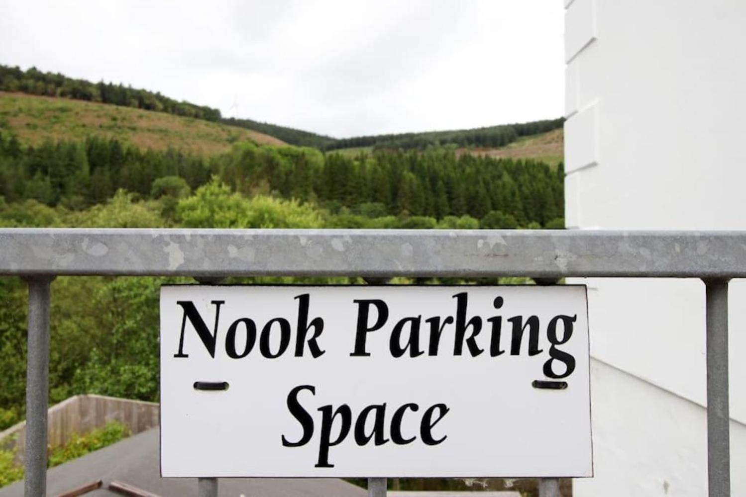 The Nook In The Afan Forest Bike Park By Staystaycations Port Talbot Kültér fotó